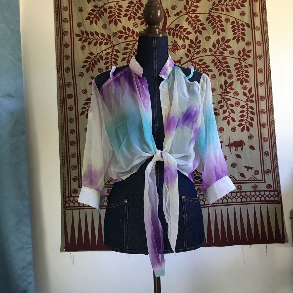 ! Chiffon Dip Dyed Ombré Shirt !